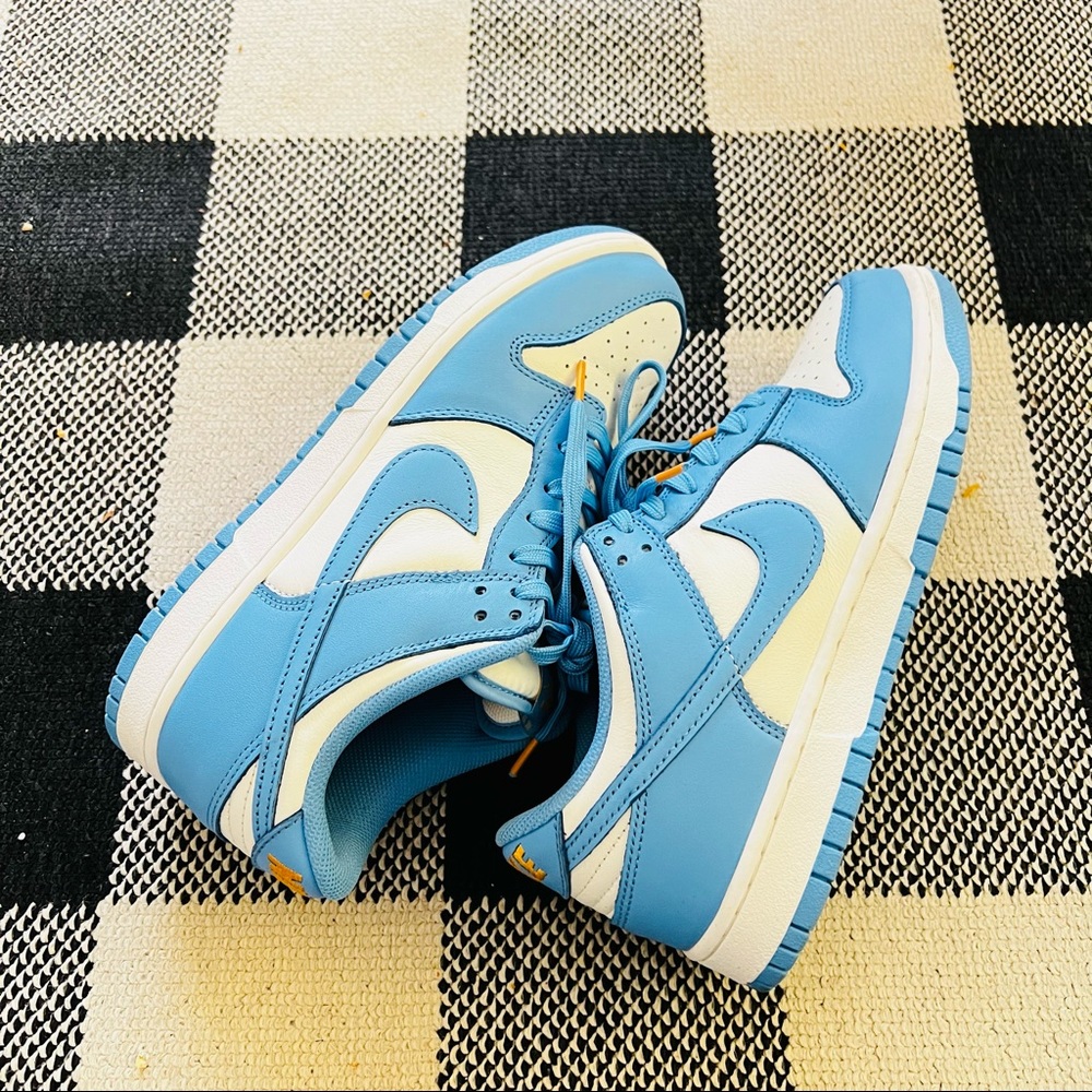 US Men Size 9, Women size 10 - Nike Dunk Low University Blue - DD1391-102